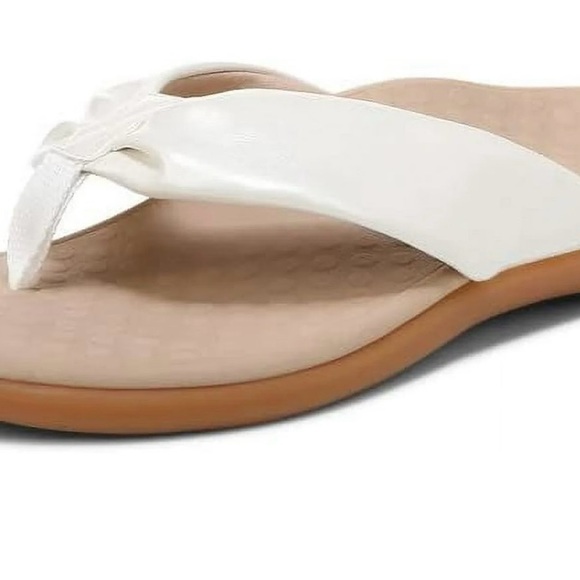 Vionic White and Tan Women's Orthotic Sandals - Picture 2 of 8